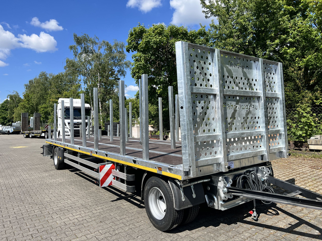 Möslein T 2 Plato 7,60 m 2 Achs Jumbo- Plato- Anhänger - Trailer flatbed: gambar 2 Möslein T 2 Plato 7,60 m 2 Achs Jumbo- Plato- Anhänger - Trailer flatbed: gambar 2