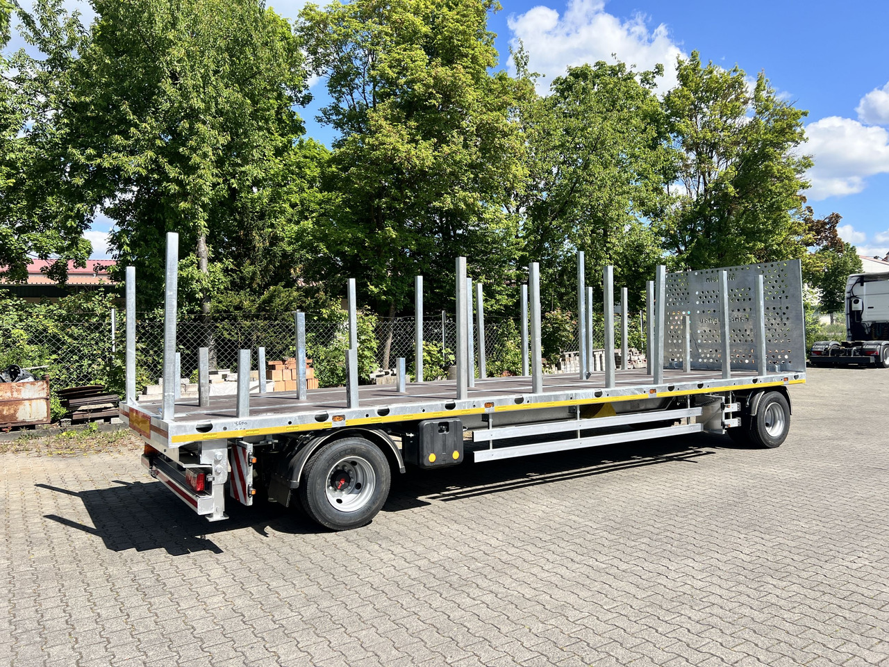 Möslein T 2 Plato 7,60 m  2 Achs Jumbo- Plato- Anhänger Mega - Trailer flatbed: gambar 5 Möslein T 2 Plato 7,60 m  2 Achs Jumbo- Plato- Anhänger Mega - Trailer flatbed: gambar 5