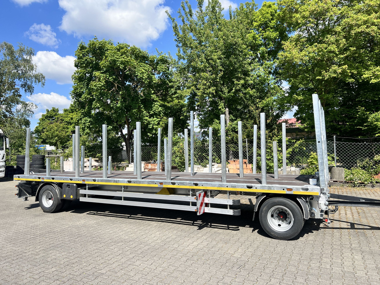 Möslein T 2 Plato 8,6m 2 Achs Jumbo- Plato- Anhänger - Trailer flatbed: gambar 2 Möslein T 2 Plato 8,6m 2 Achs Jumbo- Plato- Anhänger - Trailer flatbed: gambar 2
