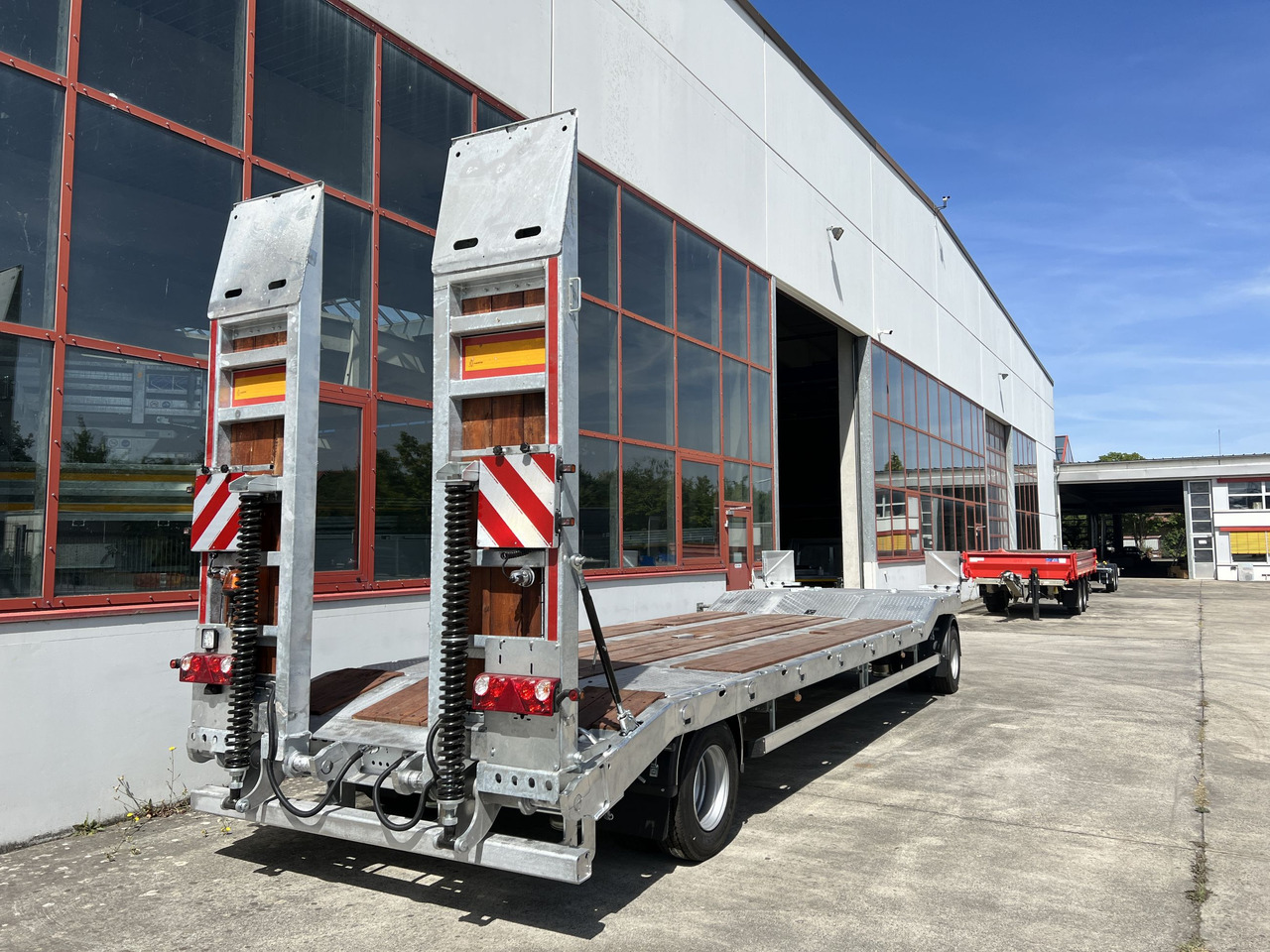 Möslein T 2 Schwebheim Neuer 2 Achs Tieflader- Anhänger, Verbreiterung - Trailer low bed: gambar 5 Möslein T 2 Schwebheim Neuer 2 Achs Tieflader- Anhänger, Verbreiterung - Trailer low bed: gambar 5