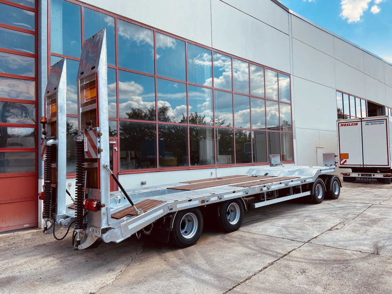 Möslein T 4 VB F 4 Achs Tieflader- Anhänger, Neufahrzeug - Trailer low bed: gambar 3 Möslein T 4 VB F 4 Achs Tieflader- Anhänger, Neufahrzeug - Trailer low bed: gambar 3