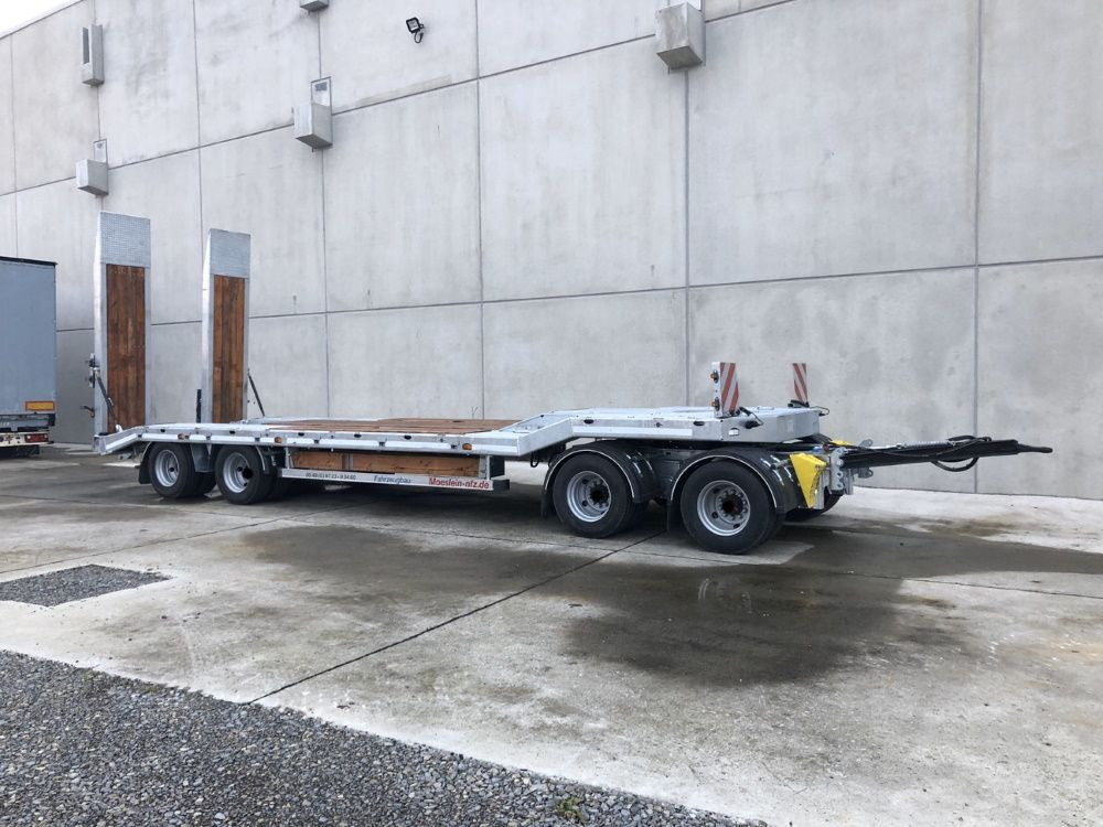 Möslein T 4 VB H1 neuer 4 Achs Tieflader hydraulischen Rampen - Trailer low bed: gambar 4 Möslein T 4 VB H1 neuer 4 Achs Tieflader hydraulischen Rampen - Trailer low bed: gambar 4