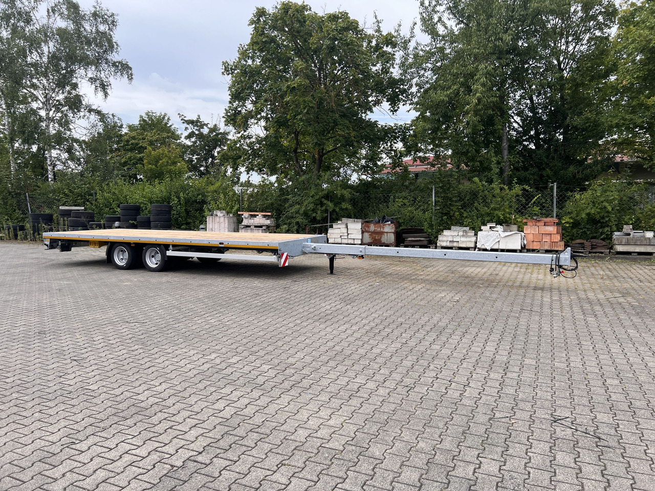 Möslein THT 14-G 7,20 ausziehbar  13,9 t Tandemanhänger- Tieflader, ausziehbar - Trailer flatbed: gambar 1 Möslein THT 14-G 7,20 ausziehbar  13,9 t Tandemanhänger- Tieflader, ausziehbar - Trailer flatbed: gambar 1