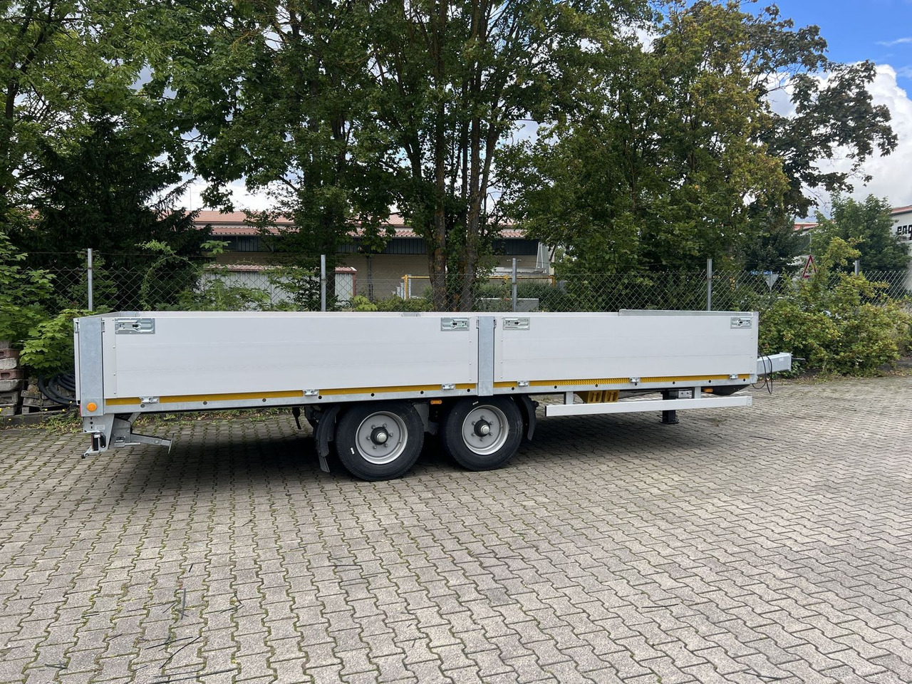 Trailer flatbed Möslein  Tandem- Pritschenanhänger- Tieflader: gambar 11