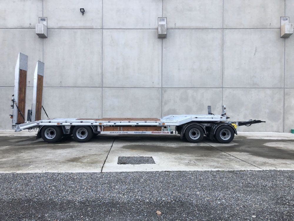Möslein neuer 4 Achs Tieflader hydraulischen Rampen - Trailer low bed: gambar 2 Möslein neuer 4 Achs Tieflader hydraulischen Rampen - Trailer low bed: gambar 2