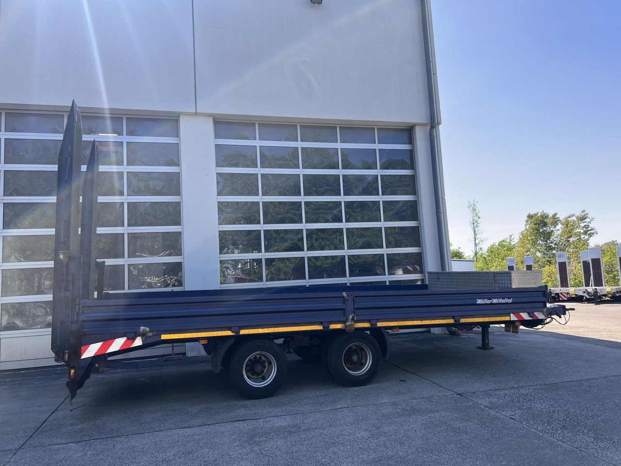 Müller-Mitteltal 21 t Tandemtieflader - Trailer low bed: gambar 1 Müller-Mitteltal 21 t Tandemtieflader - Trailer low bed: gambar 1
