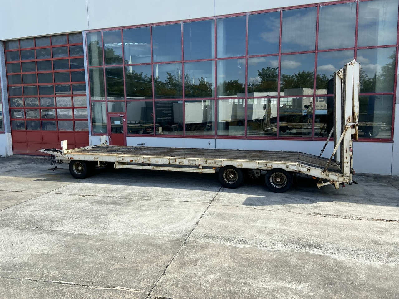 Müller-Mitteltal 3 Achs Tieflader 9,20 m Ladefläche - Trailer low bed: gambar 3 Müller-Mitteltal 3 Achs Tieflader 9,20 m Ladefläche - Trailer low bed: gambar 3