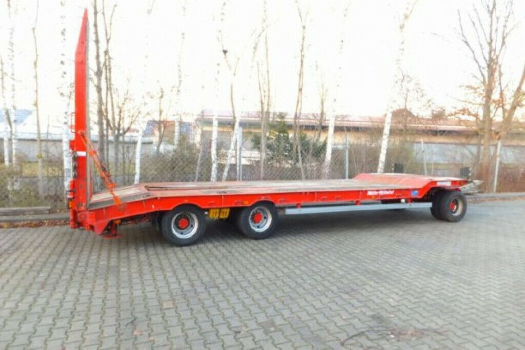 Müller-Mitteltal 3 Achs Tieflader- Anhänger - Trailer low bed: gambar 1 Müller-Mitteltal 3 Achs Tieflader- Anhänger - Trailer low bed: gambar 1