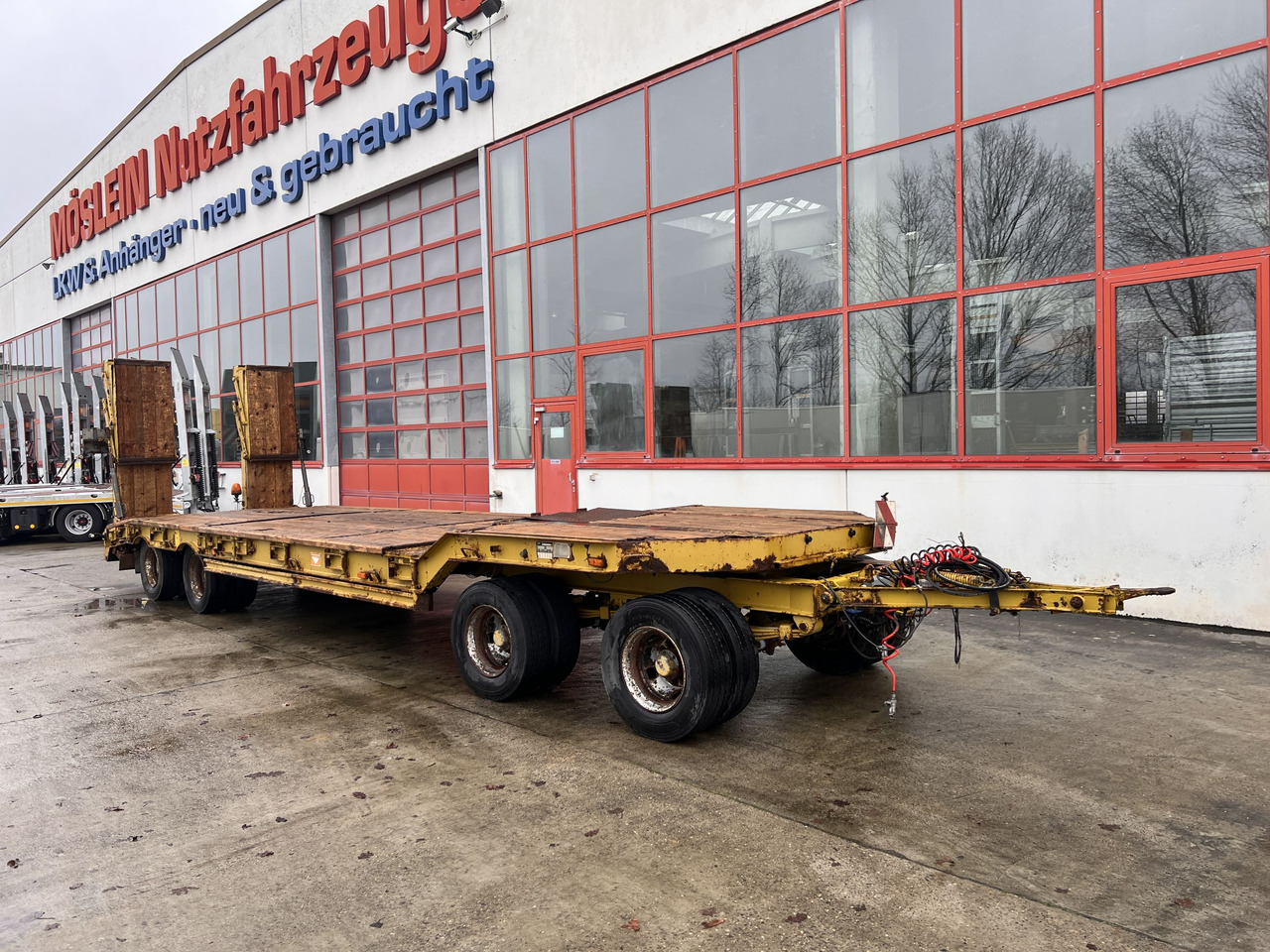 Müller Mitteltal T4 PROFI 40,0 4 Achs Tiefladeranhänger - Trailer low bed: gambar 5 Müller Mitteltal T4 PROFI 40,0 4 Achs Tiefladeranhänger - Trailer low bed: gambar 5