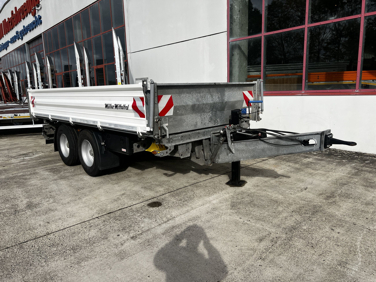 Müller Mitteltal TA-2 14,4 t Tandemkipper- Tieflader Breitbereifung NEUWERTIG - Trailer jungkit: gambar 3 Müller Mitteltal TA-2 14,4 t Tandemkipper- Tieflader Breitbereifung NEUWERTIG - Trailer jungkit: gambar 3