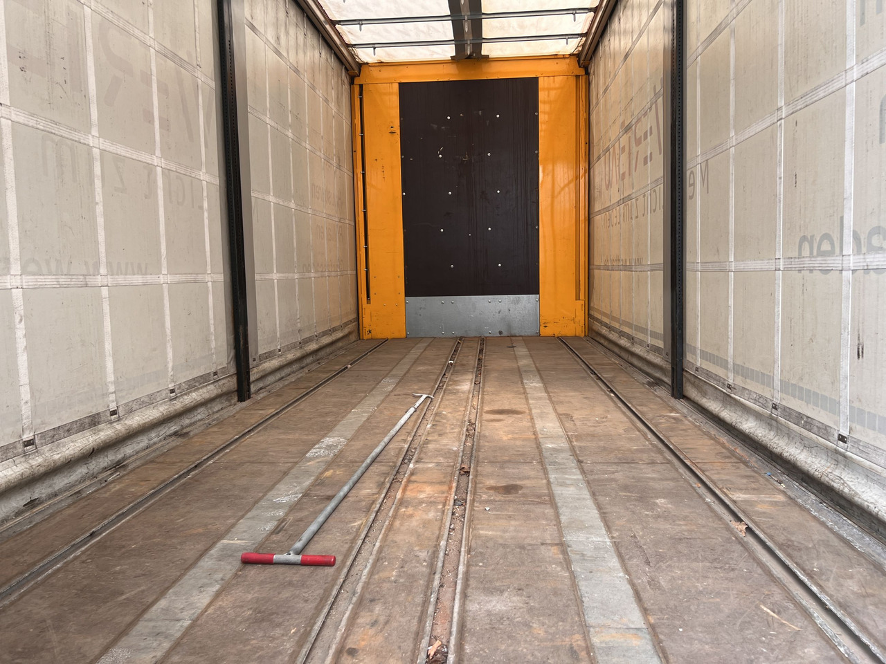 RUFA DHC 18-22 2 Achs Jumbo- Planenanhänger - Trailer dengan terpal samping: gambar 5 RUFA DHC 18-22 2 Achs Jumbo- Planenanhänger - Trailer dengan terpal samping: gambar 5