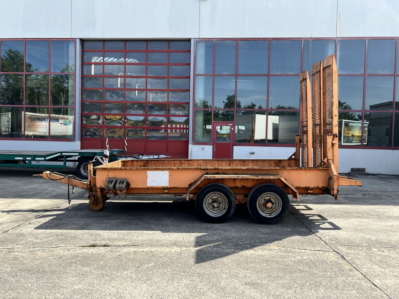 Tandemtieflader - Trailer low bed: gambar 1 Tandemtieflader - Trailer low bed: gambar 1