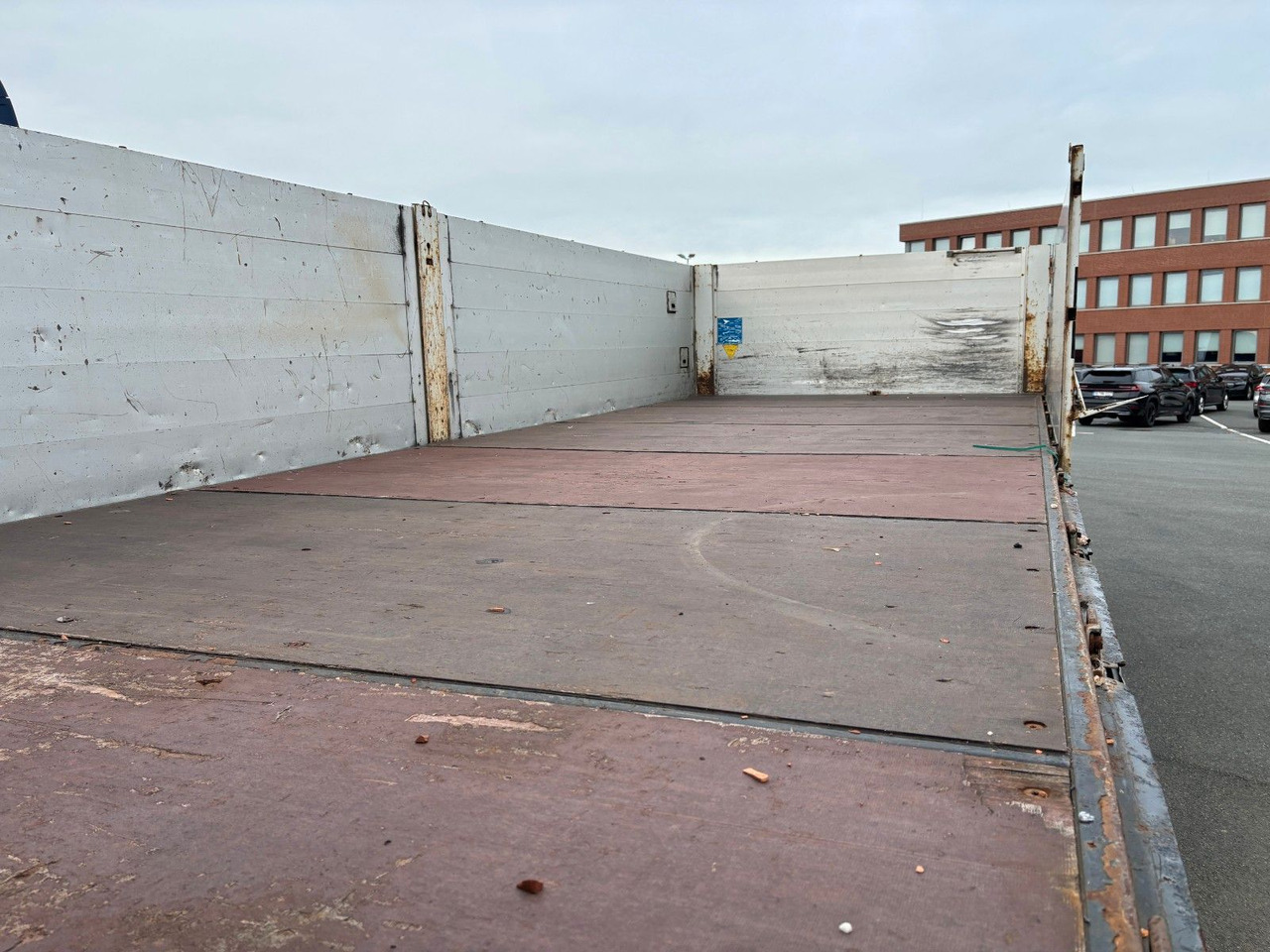 Krone AZ18 + Palettenkasten - Trailer flatbed: gambar 2 Krone AZ18 + Palettenkasten - Trailer flatbed: gambar 2