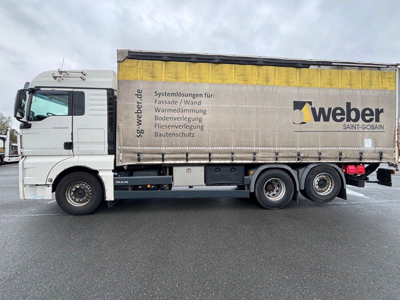 MAN TGX 26.480 mit Ladebordwand - Truk dengan terpal samping: gambar 3 MAN TGX 26.480 mit Ladebordwand - Truk dengan terpal samping: gambar 3