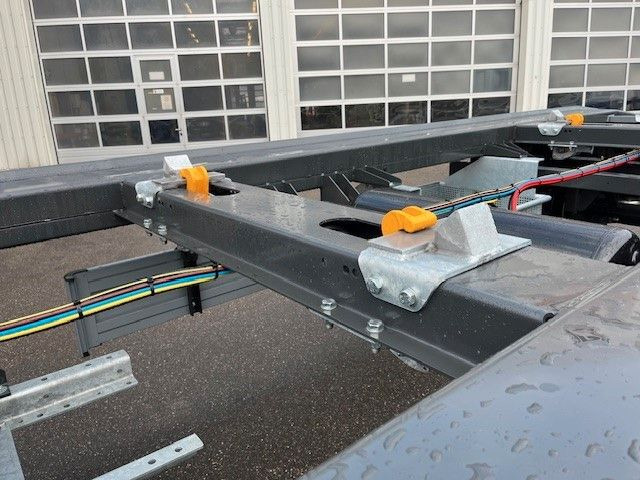 Trailer lewati baru Außenroller 18 AR Außenroller 18 AR: gambar 12