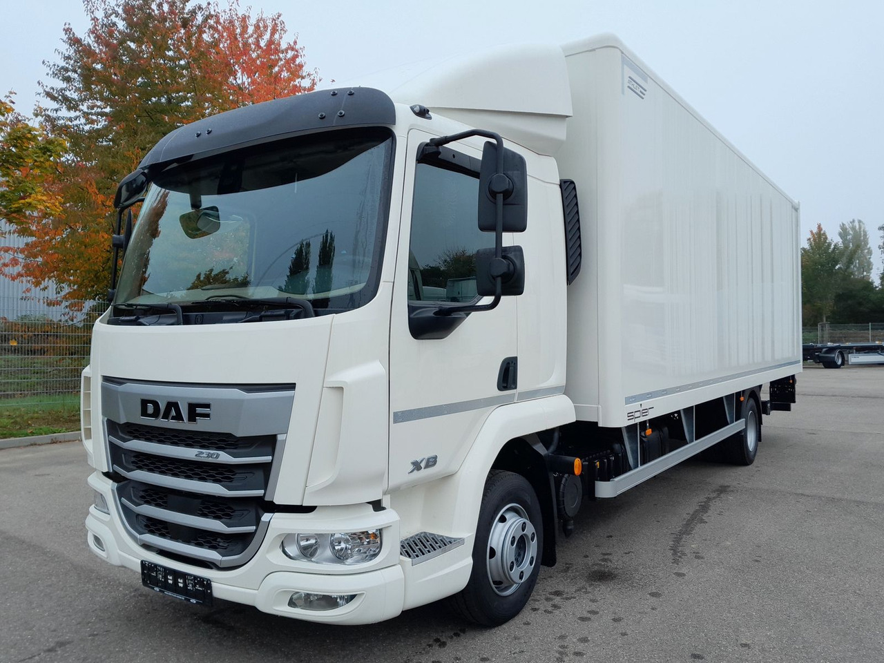 DAF FA XB 230 12t - Truk box: gambar 1 DAF FA XB 230 12t - Truk box: gambar 1