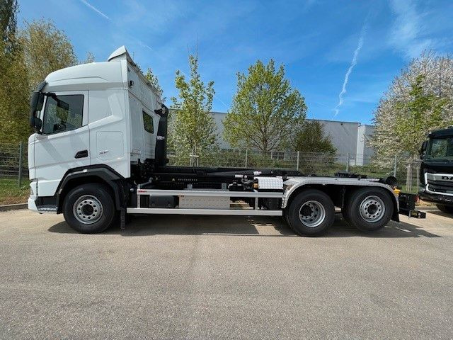 DAF FAN XF 480 NGD - Hook lift: gambar 4 DAF FAN XF 480 NGD - Hook lift: gambar 4