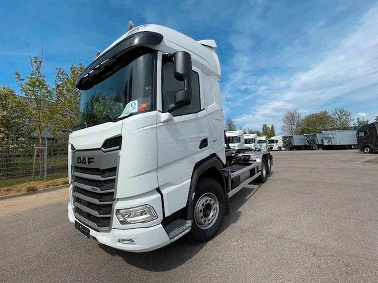 DAF FAN XF 480 NGD - Hook lift: gambar 1 DAF FAN XF 480 NGD - Hook lift: gambar 1