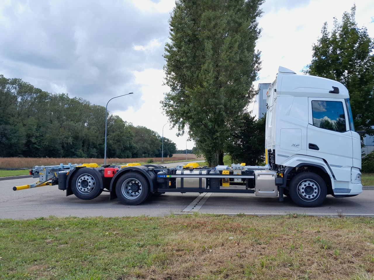 DAF FAN XF 480 NGD Multiwechsler 1020-1320 - Pengangkut kontainer/ Container truck: gambar 5 DAF FAN XF 480 NGD Multiwechsler 1020-1320 - Pengangkut kontainer/ Container truck: gambar 5