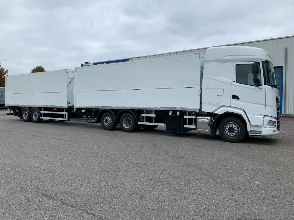 DAF FAN XG 480 Swing-Board mit LBW - Truk minuman: gambar 1 DAF FAN XG 480 Swing-Board mit LBW - Truk minuman: gambar 1