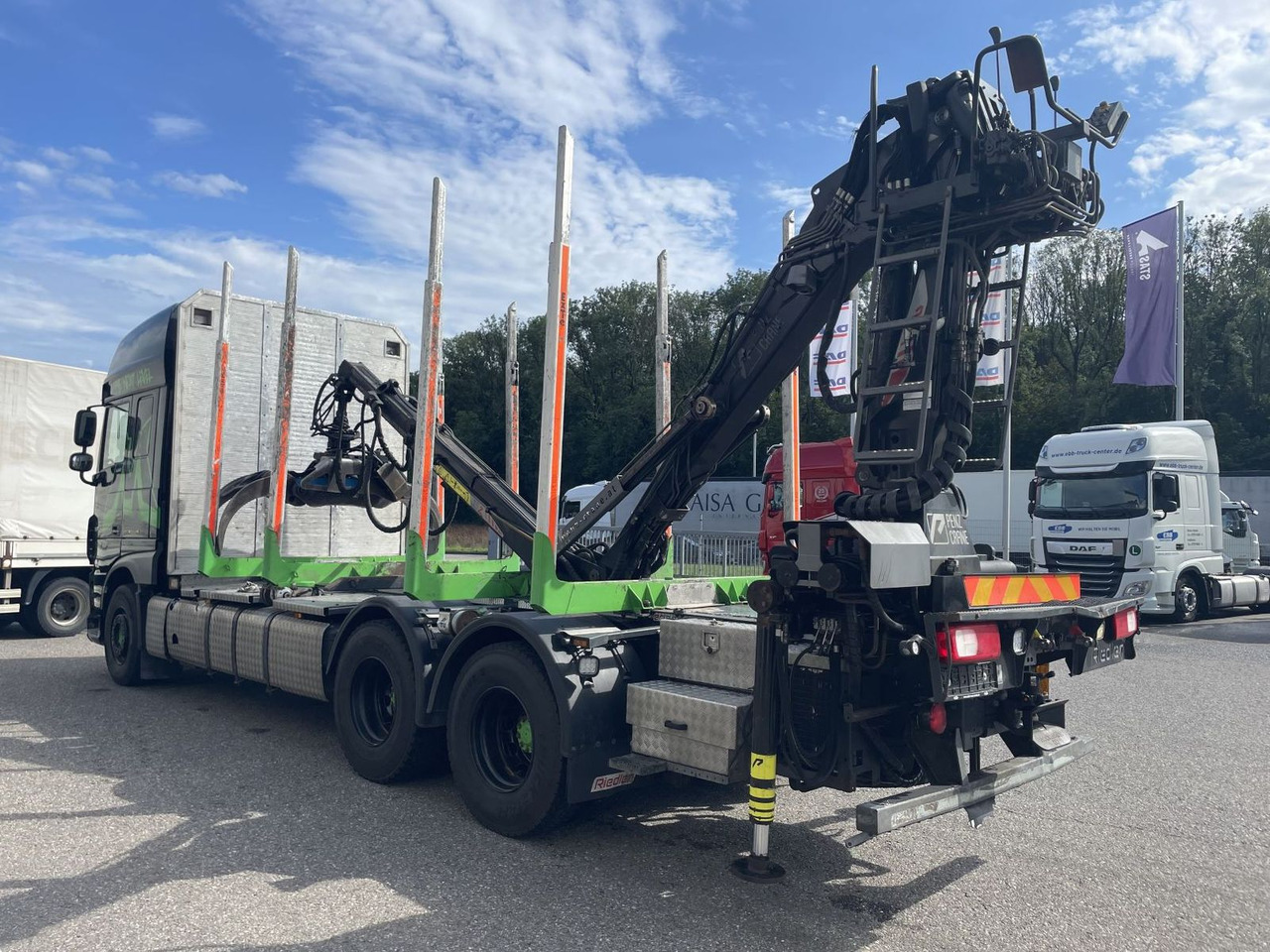 DAF FAT XF 530 SSC, Holztransport, Greifer mit Säge - Truk logging, Truk derek: gambar 4 DAF FAT XF 530 SSC, Holztransport, Greifer mit Säge - Truk logging, Truk derek: gambar 4