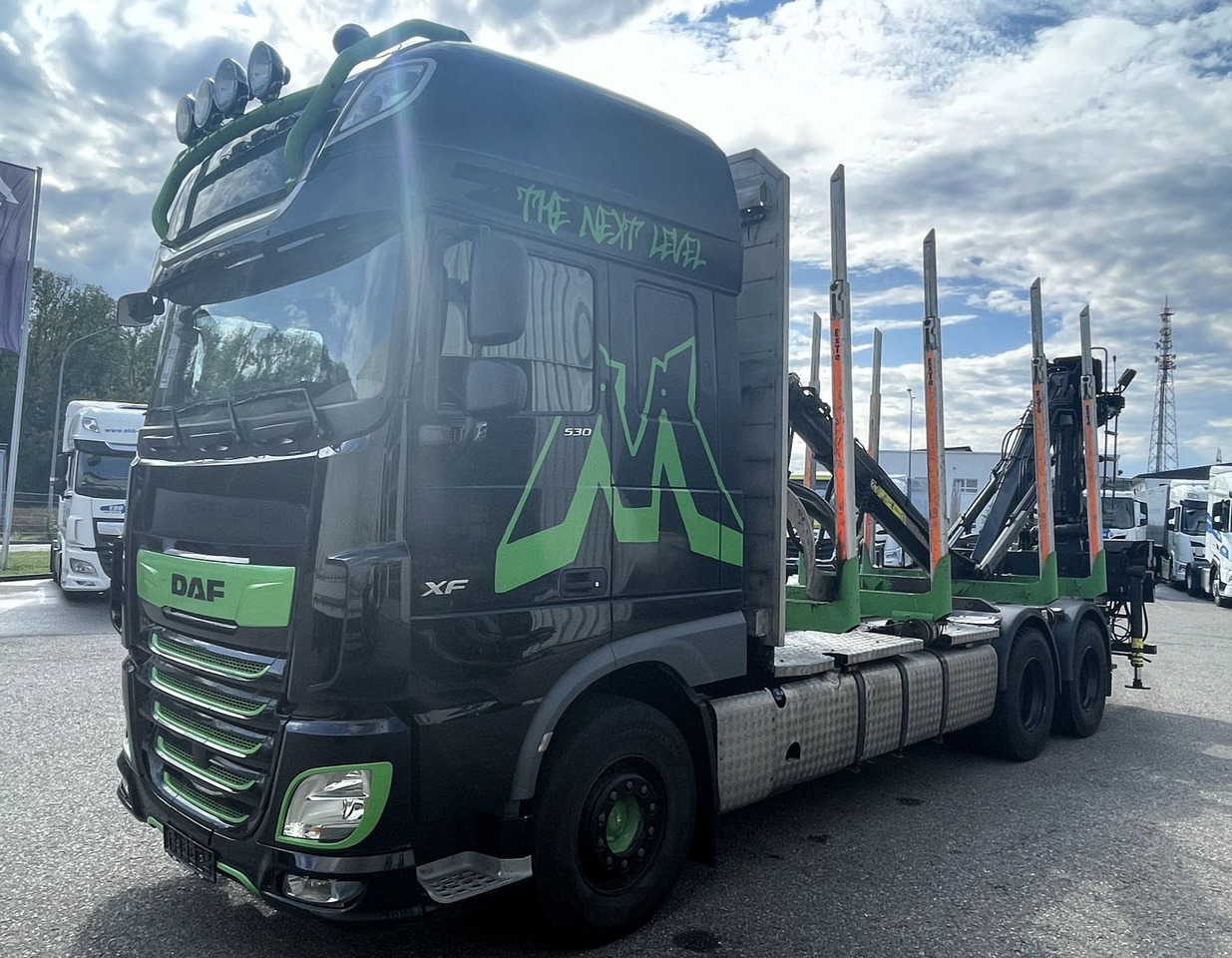 DAF FAT XF 530 SSC, Holztransport, Greifer mit Säge - Truk logging, Truk derek: gambar 2 DAF FAT XF 530 SSC, Holztransport, Greifer mit Säge - Truk logging, Truk derek: gambar 2