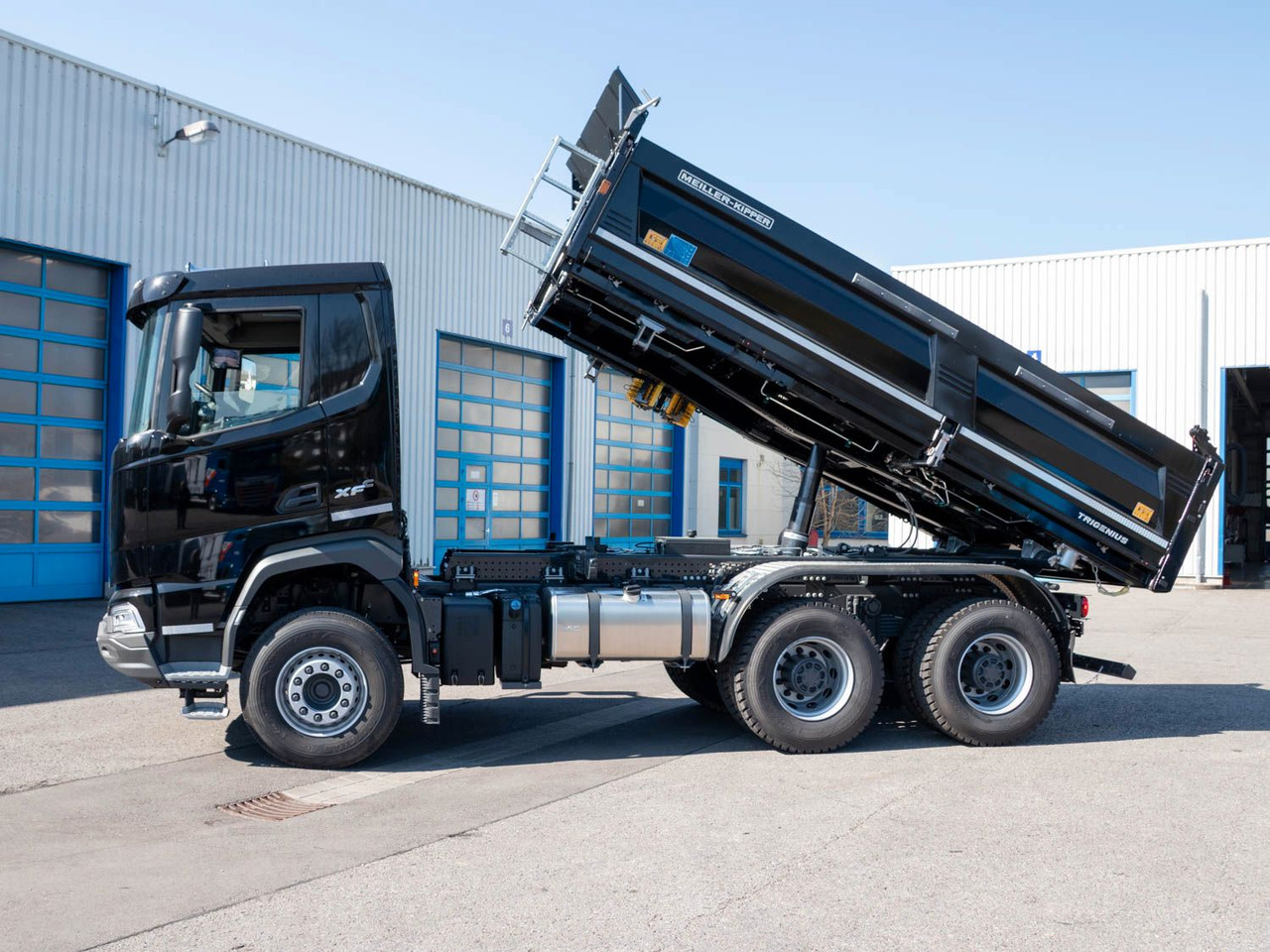 DAF FAT XFC 530 Meiller Trigenius D316 - Truk jungkit: gambar 4 DAF FAT XFC 530 Meiller Trigenius D316 - Truk jungkit: gambar 4