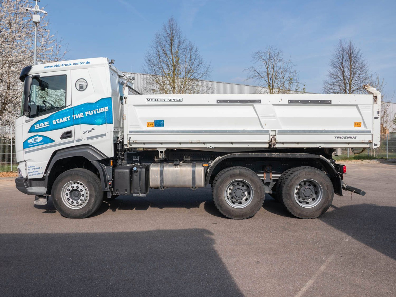 DAF FAT XFC 530 SL Meiller TRIGENIUS D 316 DAF FAT XFC 530 SL Meiller TRIGENIUS D 316 - Truk jungkit: gambar 2 DAF FAT XFC 530 SL Meiller TRIGENIUS D 316 DAF FAT XFC 530 SL Meiller TRIGENIUS D 316 - Truk jungkit: gambar 2