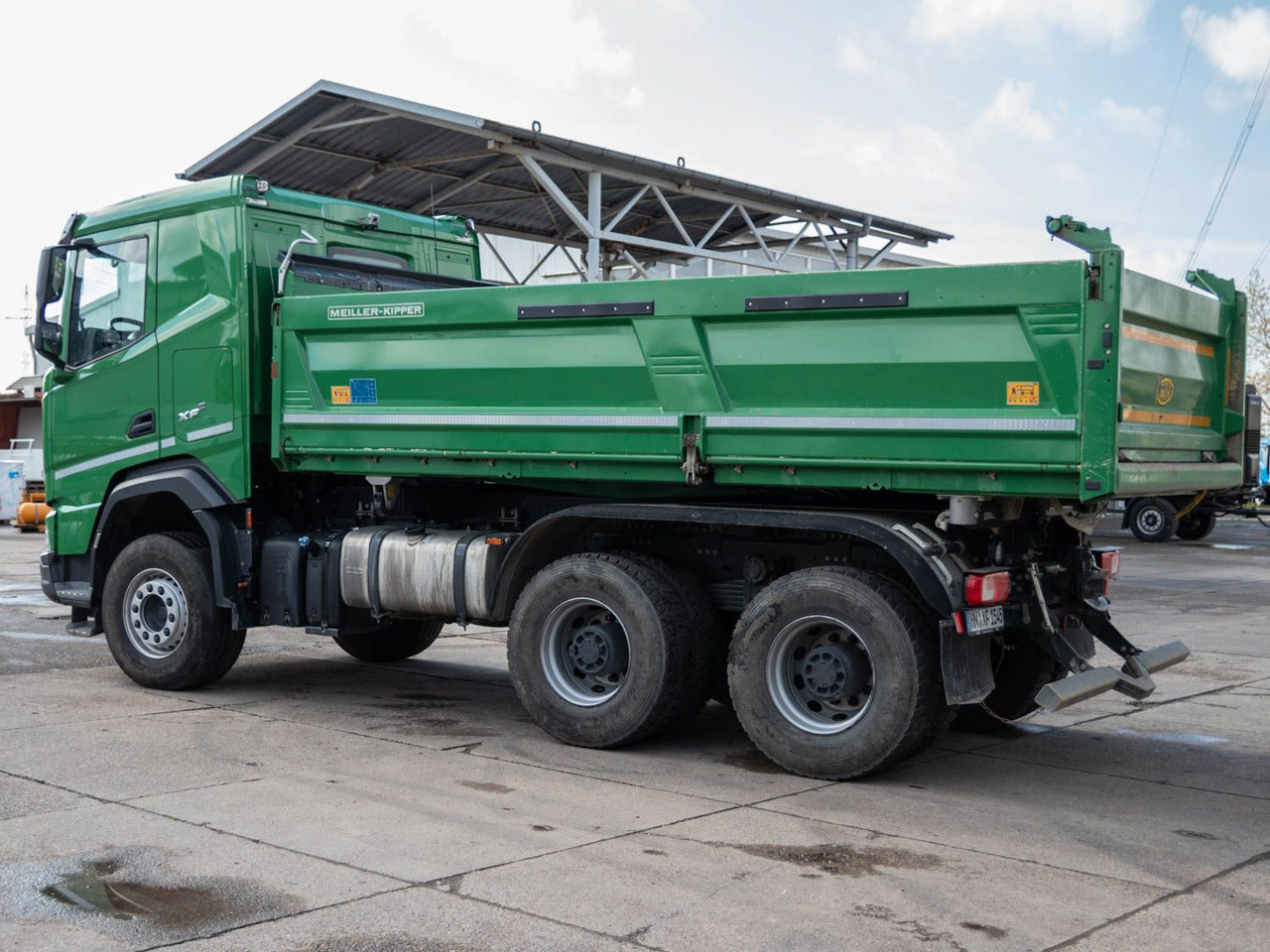 DAF FAT XFC 530 SL Meiller TRIGENIUS D 316 DAF FAT XFC 530 SL Meiller TRIGENIUS D 316 - Truk jungkit: gambar 5 DAF FAT XFC 530 SL Meiller TRIGENIUS D 316 DAF FAT XFC 530 SL Meiller TRIGENIUS D 316 - Truk jungkit: gambar 5
