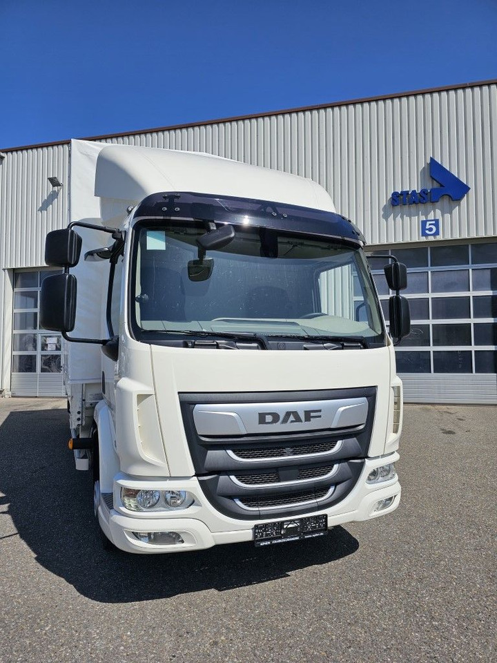 DAF LF 210 7,49t Spier Pritsche-Plane LBW Tageszulas DAF FA LF 210 08t Spier Pritsche mit LBW - Truk dengan terpal samping: gambar 2 DAF LF 210 7,49t Spier Pritsche-Plane LBW Tageszulas DAF FA LF 210 08t Spier Pritsche mit LBW - Truk dengan terpal samping: gambar 2