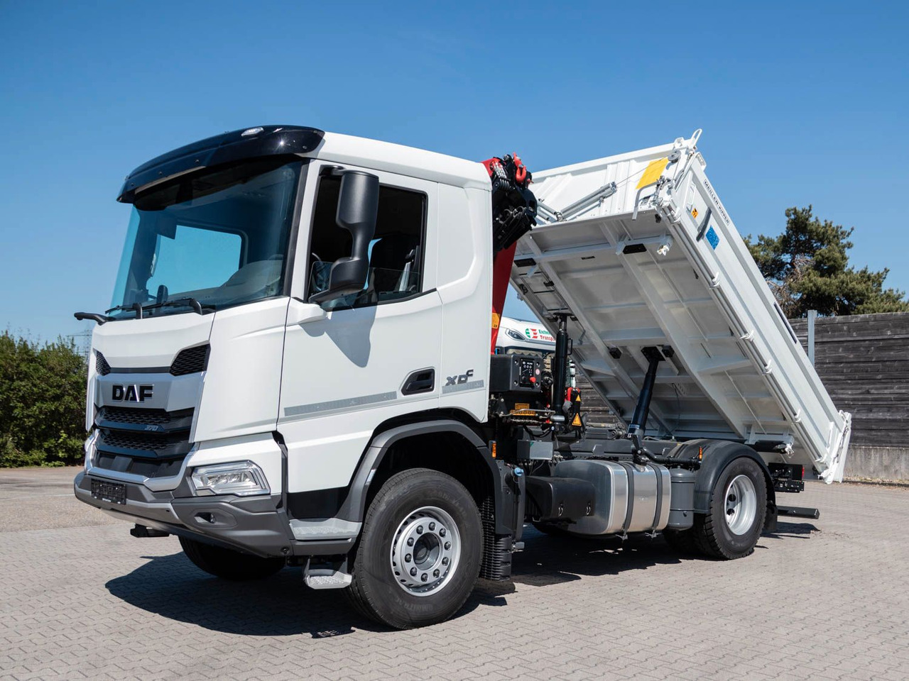 DAF XDC 370 FA Meiller Krankipper HMF DAF XDC 370 FA Meiller Krankipper HMF - Truk jungkit: gambar 2 DAF XDC 370 FA Meiller Krankipper HMF DAF XDC 370 FA Meiller Krankipper HMF - Truk jungkit: gambar 2