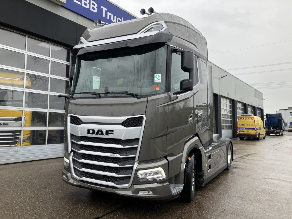 DAF XG 530 FT - Tractor head: gambar 1 DAF XG 530 FT - Tractor head: gambar 1
