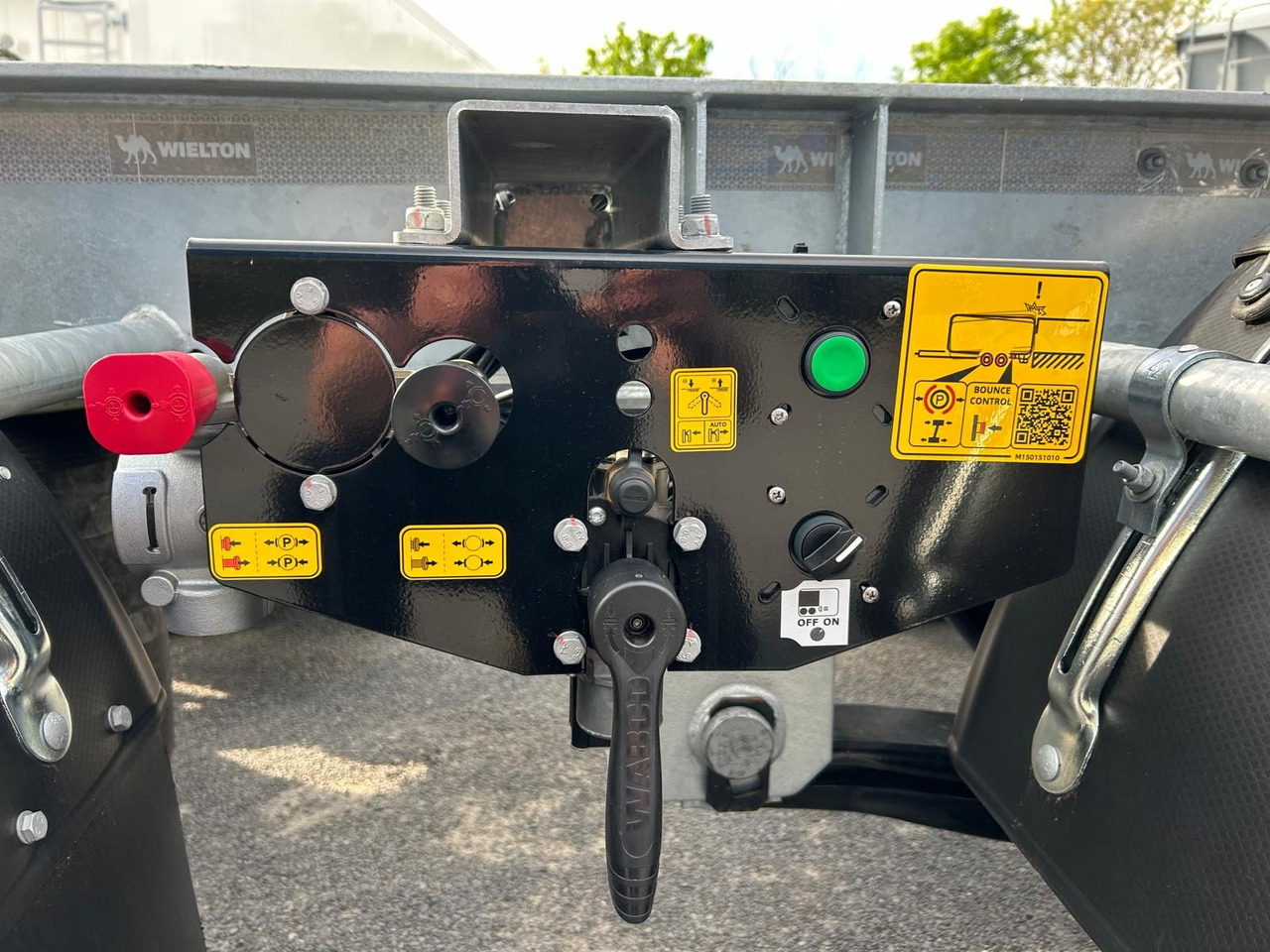 Wielton BDF Anhänger VOLUME Abstellhöhe 920-1020 mm Wielton BDF Anhänger VOLUME Abstellhöhe 920-1020 mm - Trailer pengangkut mobil: gambar 5 Wielton BDF Anhänger VOLUME Abstellhöhe 920-1020 mm Wielton BDF Anhänger VOLUME Abstellhöhe 920-1020 mm - Trailer pengangkut mobil: gambar 5