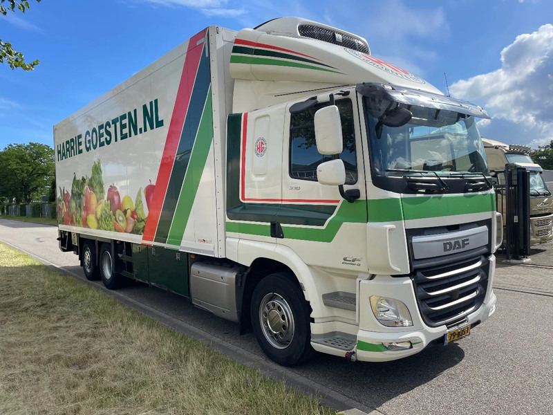 DAF CF 330 6X2 2017 schmitz + thermo-king T1200 - Truk berpendingin: gambar 2 DAF CF 330 6X2 2017 schmitz + thermo-king T1200 - Truk berpendingin: gambar 2