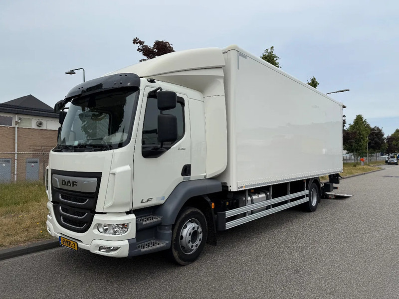DAF LF 230 2022 only 164.000 km like new !!! - Truk box: gambar 1 DAF LF 230 2022 only 164.000 km like new !!! - Truk box: gambar 1