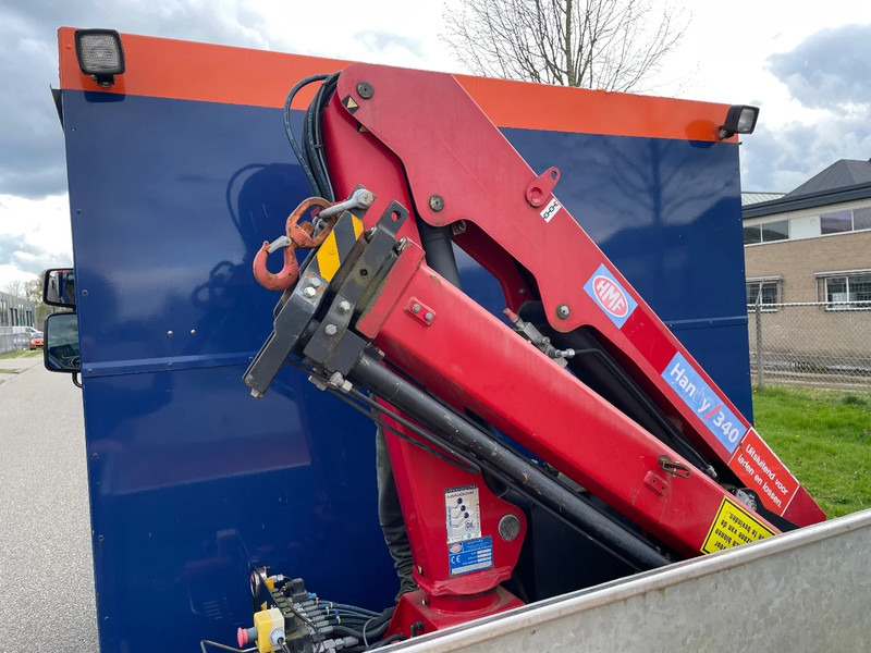 Truk jungkit, Truk derek DAF LF 45 kipper + crane: gambar 12