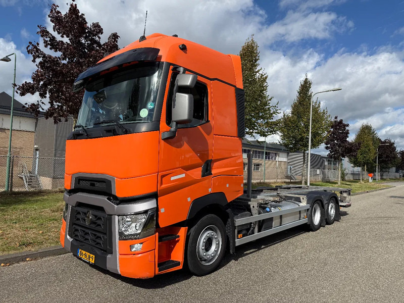Renault T 460 verhuiswagen 2018 met 180.000 km !!! - Pengangkut kontainer/ Container truck: gambar 1 Renault T 460 verhuiswagen 2018 met 180.000 km !!! - Pengangkut kontainer/ Container truck: gambar 1