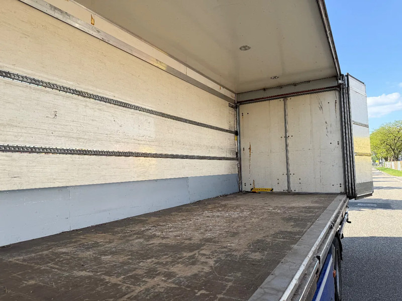 Scania P280 2013 only 523.000 km - Pengangkut kontainer/ Container truck: gambar 3 Scania P280 2013 only 523.000 km - Pengangkut kontainer/ Container truck: gambar 3