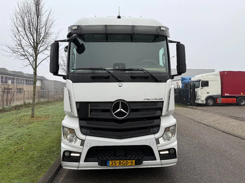 Mercedes-Benz Actros 1940 - Tractor head: gambar 3 Mercedes-Benz Actros 1940 - Tractor head: gambar 3
