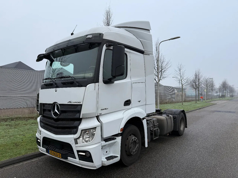 Mercedes-Benz Actros 1940 - Tractor head: gambar 1 Mercedes-Benz Actros 1940 - Tractor head: gambar 1
