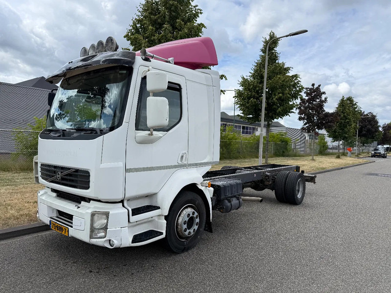 Volvo FL 250 pk 2013 euro 5 - Truk sasis: gambar 1 Volvo FL 250 pk 2013 euro 5 - Truk sasis: gambar 1