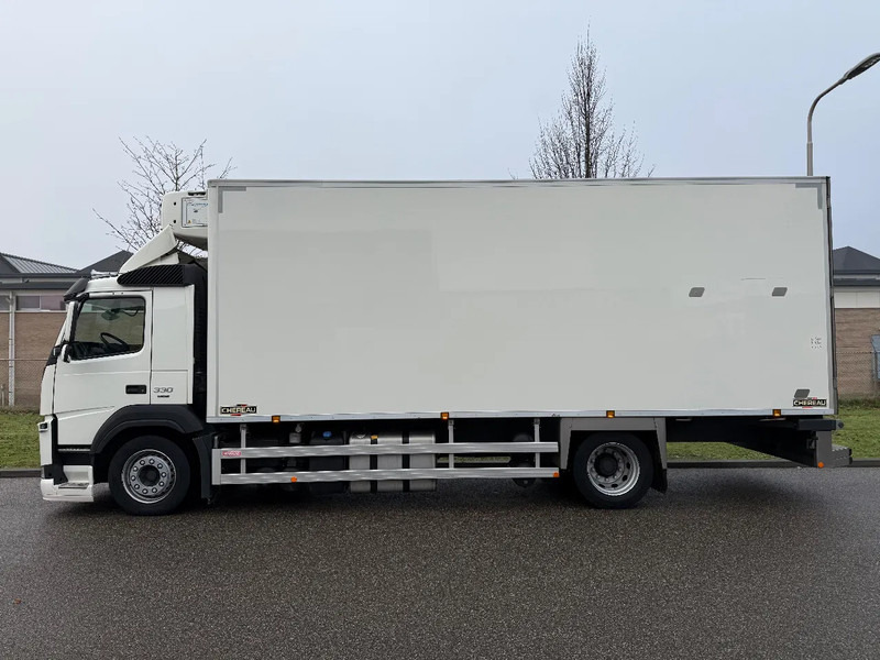 Truk berpendingin Volvo FM 330 chereau 2015 + carrier 850: gambar 8