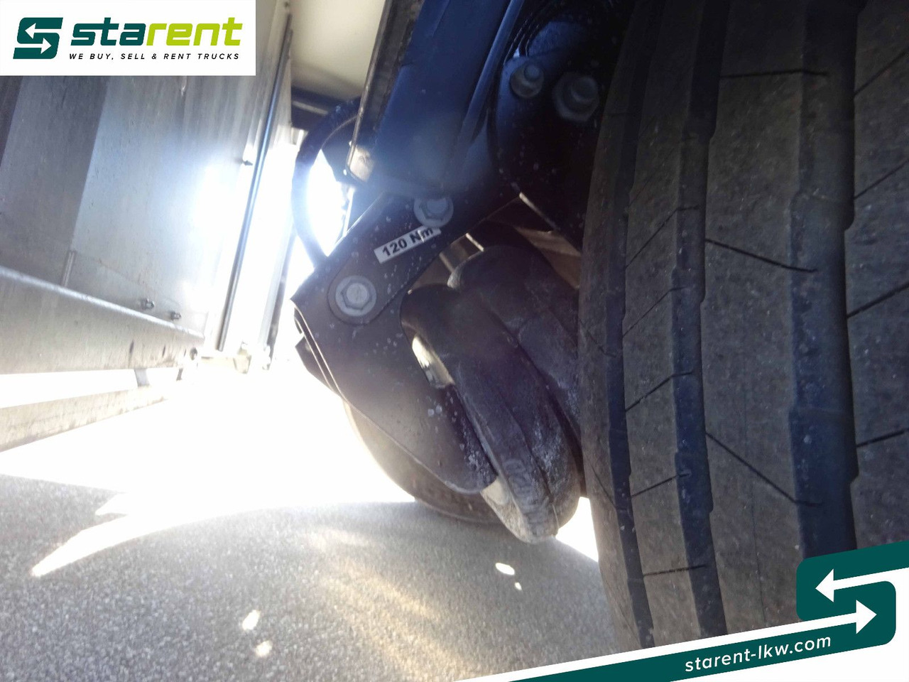 Semi-trailer kotak tertutup Krone Tiefkühler Carrier Vector 1550, Liftachse: gambar 23