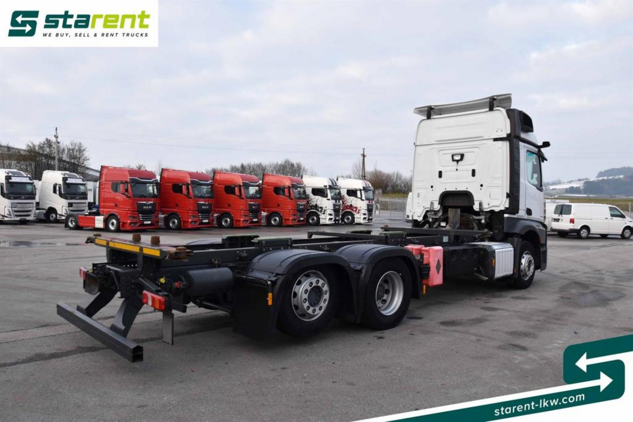 Mercedes Benz Actros 2645L Retarder Mirror Cam NAVI Liftachse - Pengangkut kontainer/ Container truck: gambar 5 Mercedes Benz Actros 2645L Retarder Mirror Cam NAVI Liftachse - Pengangkut kontainer/ Container truck: gambar 5