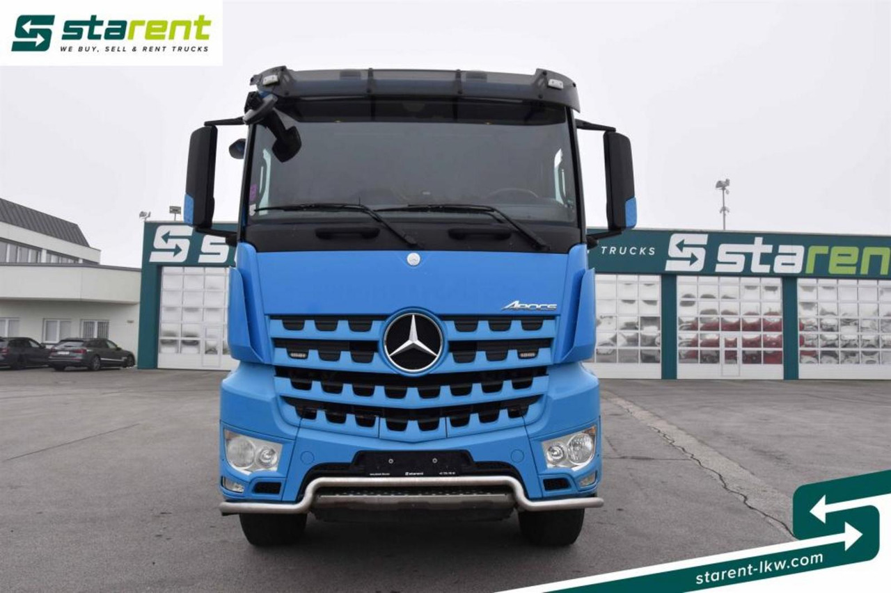 Mercedes Benz Arocs 3653 6x6 Penz Holzkran + Ressenig Holzrungen - Tractor head: gambar 3 Mercedes Benz Arocs 3653 6x6 Penz Holzkran + Ressenig Holzrungen - Tractor head: gambar 3