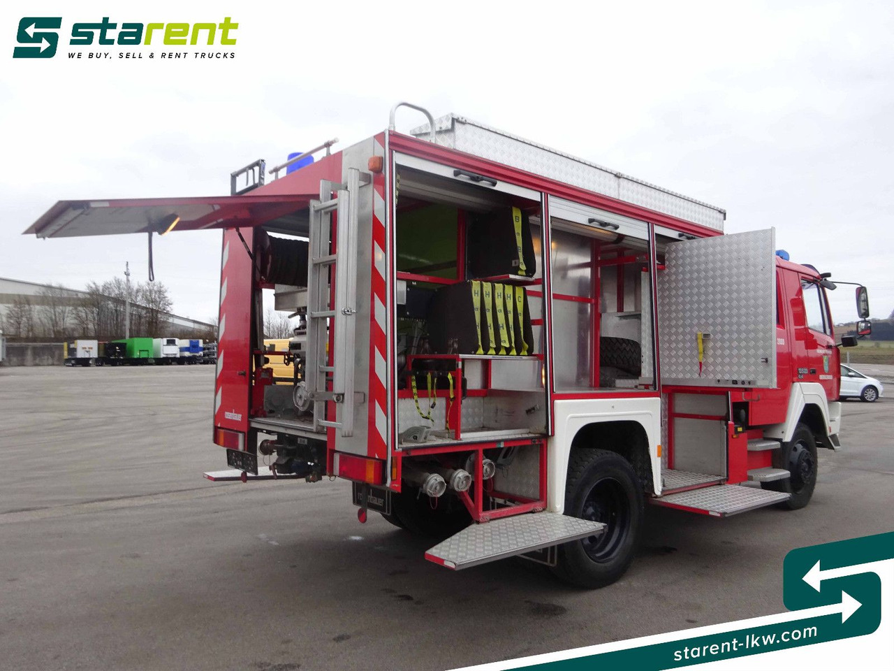 Steyr 13S23 4x4 Feuerwehrauto, 2.000 Liter Wassertank - Truk: gambar 4 Steyr 13S23 4x4 Feuerwehrauto, 2.000 Liter Wassertank - Truk: gambar 4