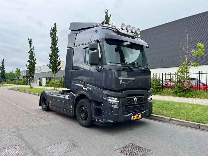 Renault T-13 Evo SC 480 T4x2, Sleeper Cabine, Airco, Nav, Bluetooth - Tractor head: gambar 1 Renault T-13 Evo SC 480 T4x2, Sleeper Cabine, Airco, Nav, Bluetooth - Tractor head: gambar 1