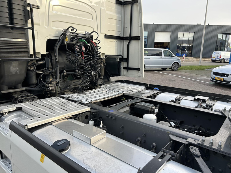 Volvo FH - Tractor head: gambar 5 Volvo FH - Tractor head: gambar 5