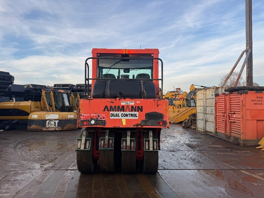 Ammann AP 240 - Roller pneumatik: gambar 3 Ammann AP 240 - Roller pneumatik: gambar 3