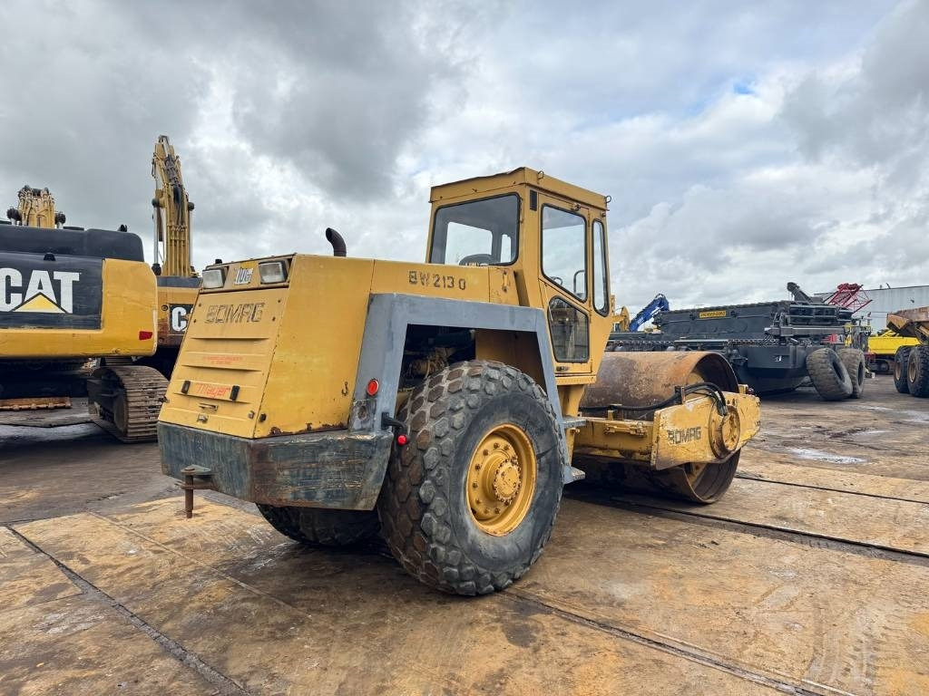Bomag BW 213 D - Pemadat: gambar 5 Bomag BW 213 D - Pemadat: gambar 5
